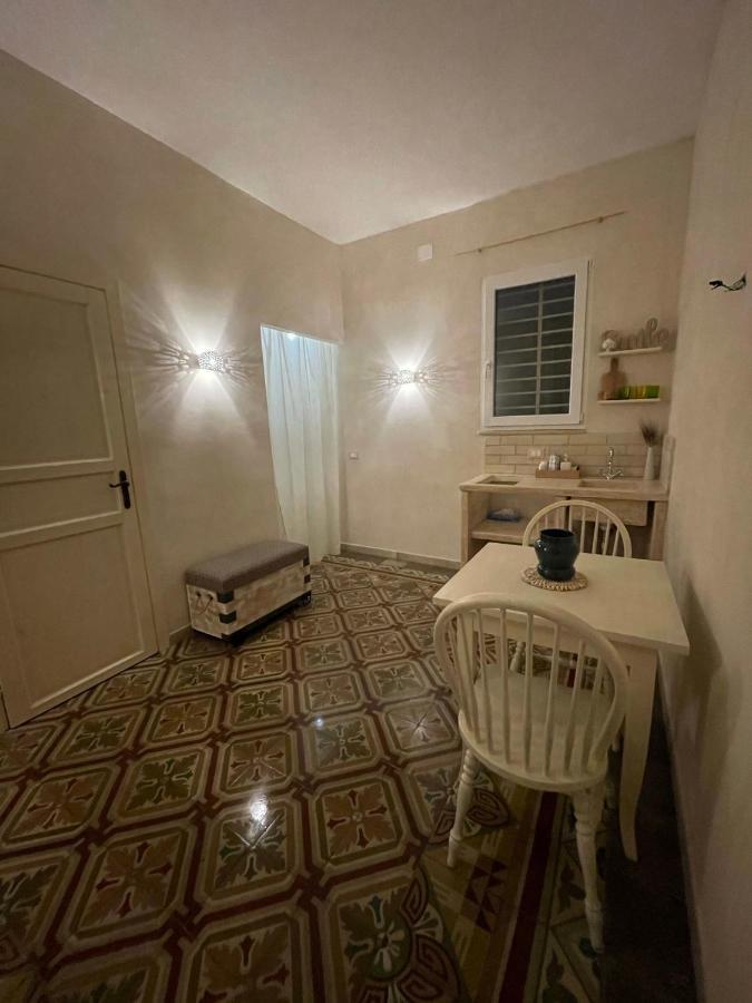 דירות לפוראנו Seaside Temporary House מראה חיצוני תמונה