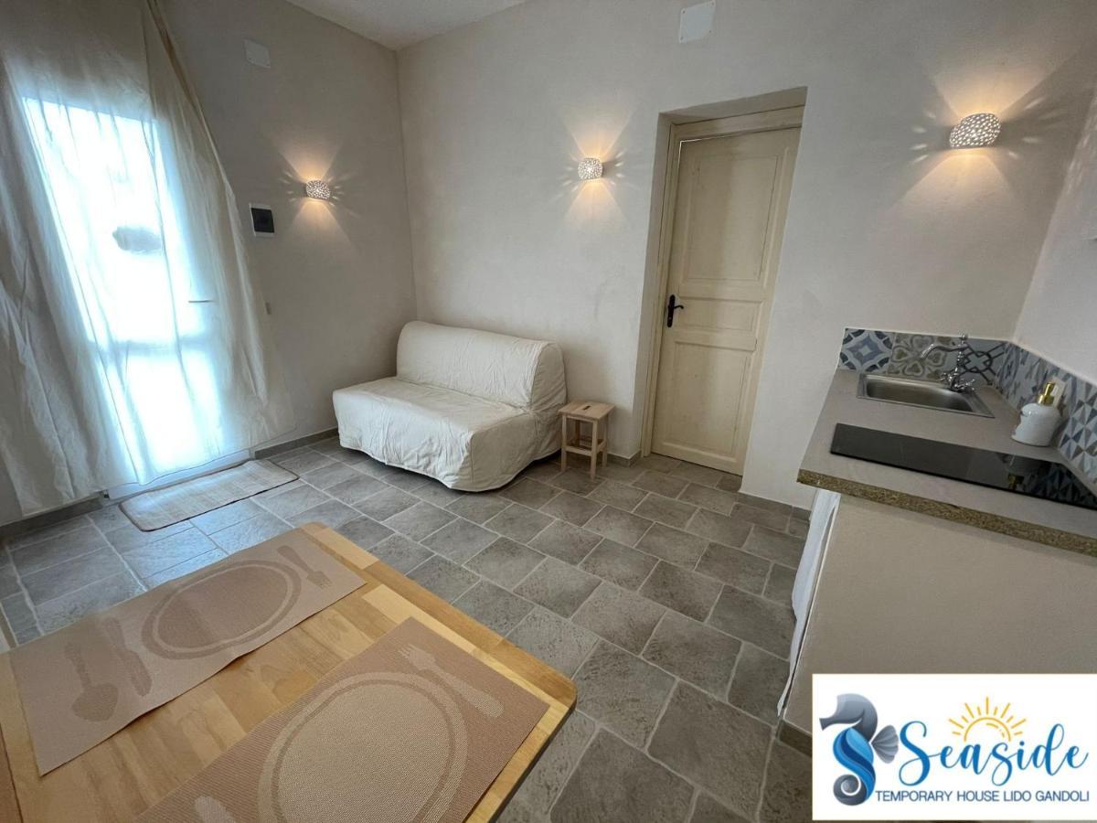 דירות לפוראנו Seaside Temporary House מראה חיצוני תמונה