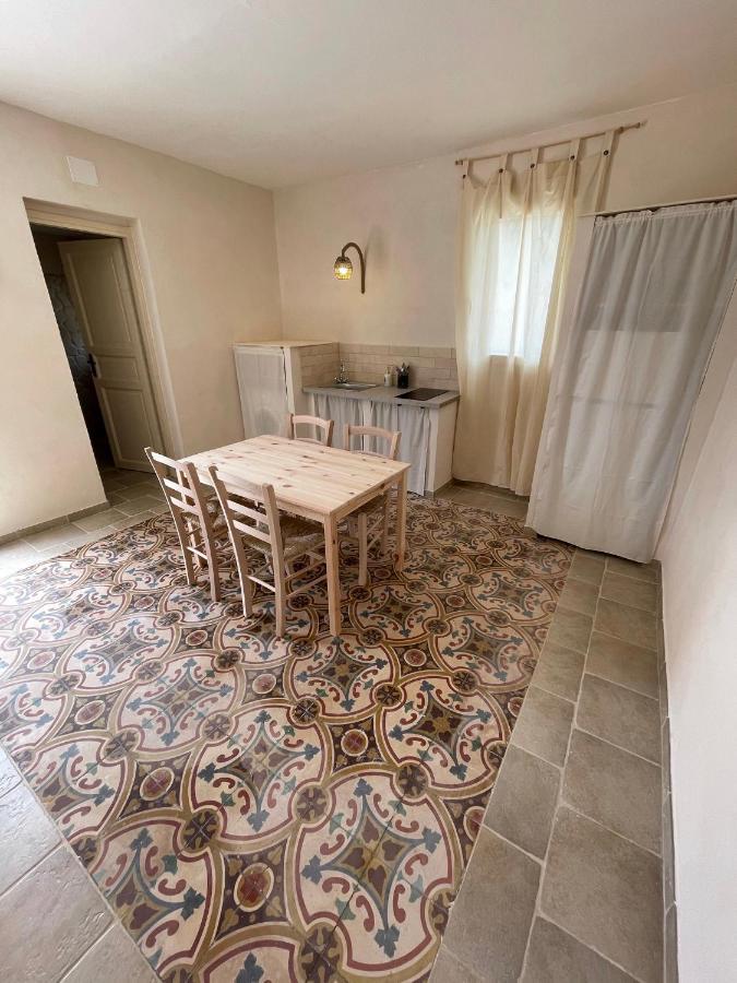 דירות לפוראנו Seaside Temporary House מראה חיצוני תמונה