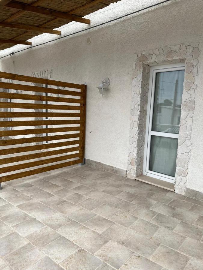 דירות לפוראנו Seaside Temporary House מראה חיצוני תמונה